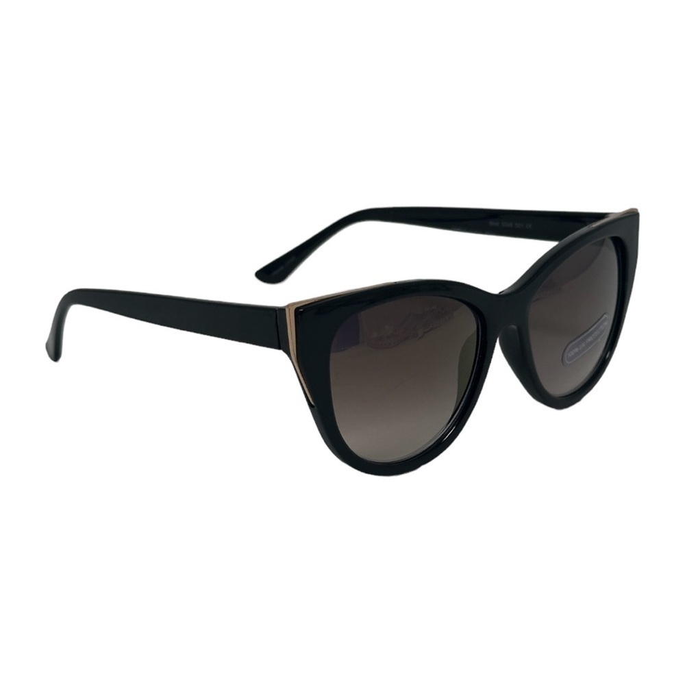 🌺 Boutique Black Cat Eye Classic Plastic UV Protective Sunglasses NWOT